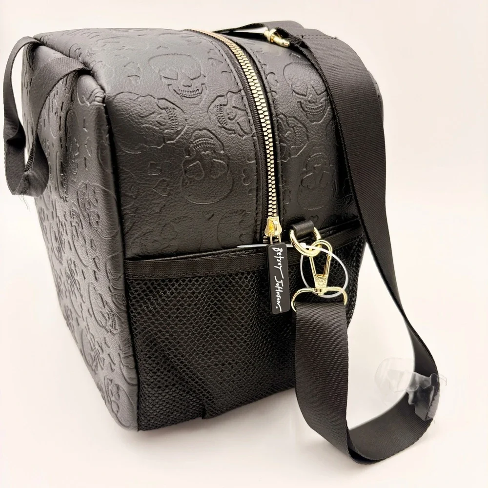 Betsey Johnson Black Embossed Skull Heart Insulated Domed Lunch Tote Bag New NWT